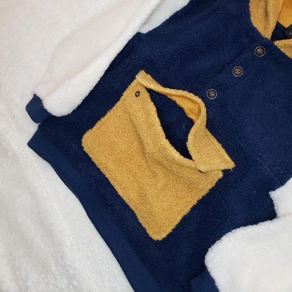 Boys Hoodie pullover 4T & 5T - Picture 3 of 10